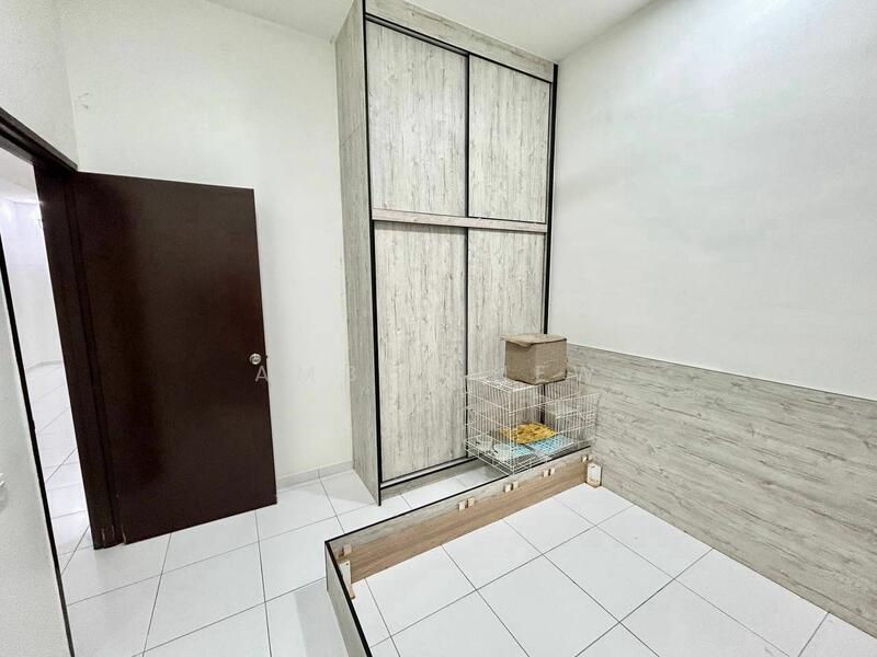 Taman Setia Tropika Double Storey Terrace Dictyo Alba - 5