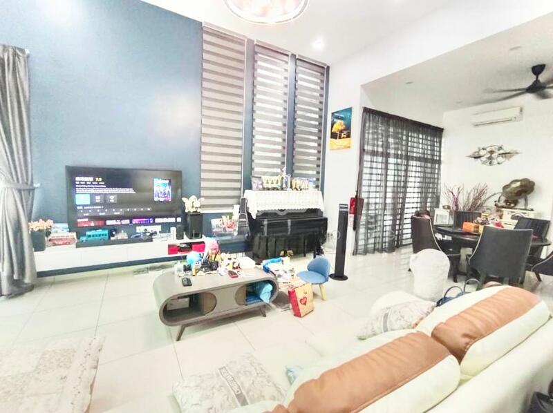 Zero-Lot Bungalow at Alma - 1