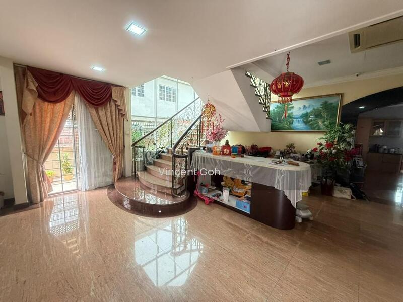 Kepong Baru 3 Storey Bungalow - 1