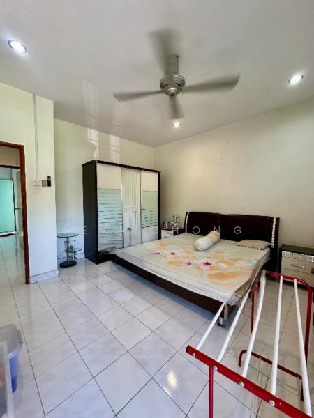 Taman Lapangan Melodi - 2