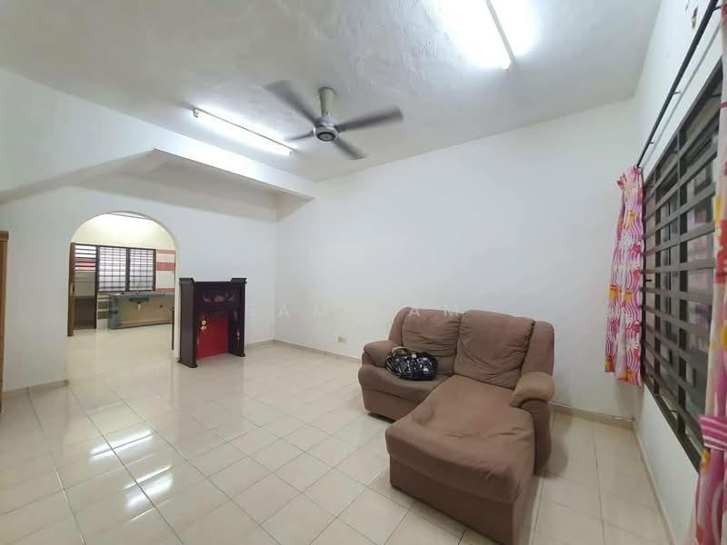 BANDAR LAHAT BARU - 2