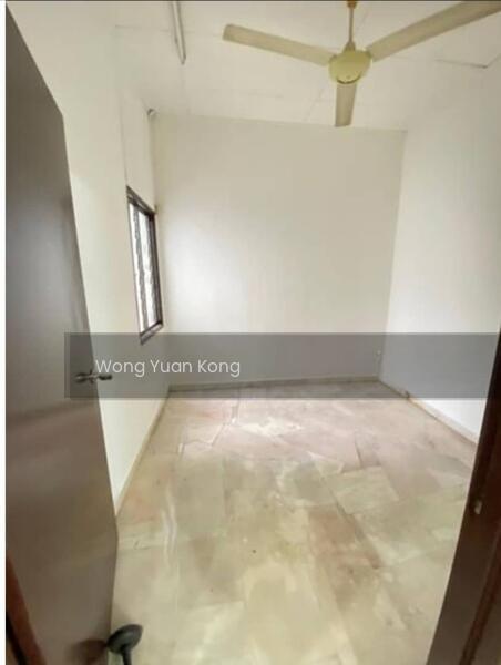 Jalan Inang Bandar Bukit Raja Single Storey - 3