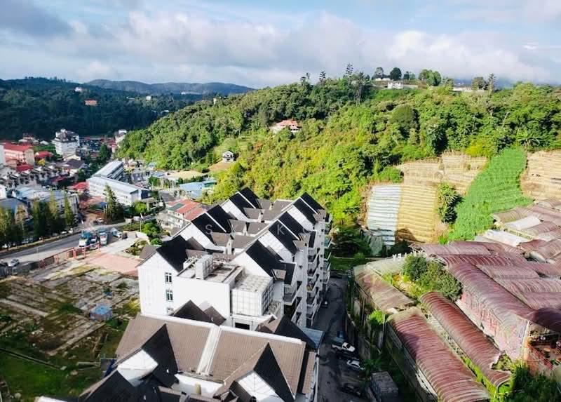 Emerald Hill Condominium - 1