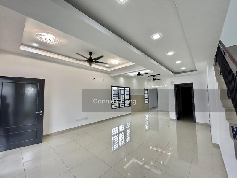 (END LOT) DOUBLE STOREY @ WOODBURY MAHKOTA HILLS, LENGGENG - 3