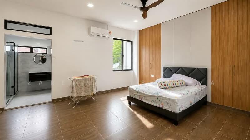 Medan Damansara - 5