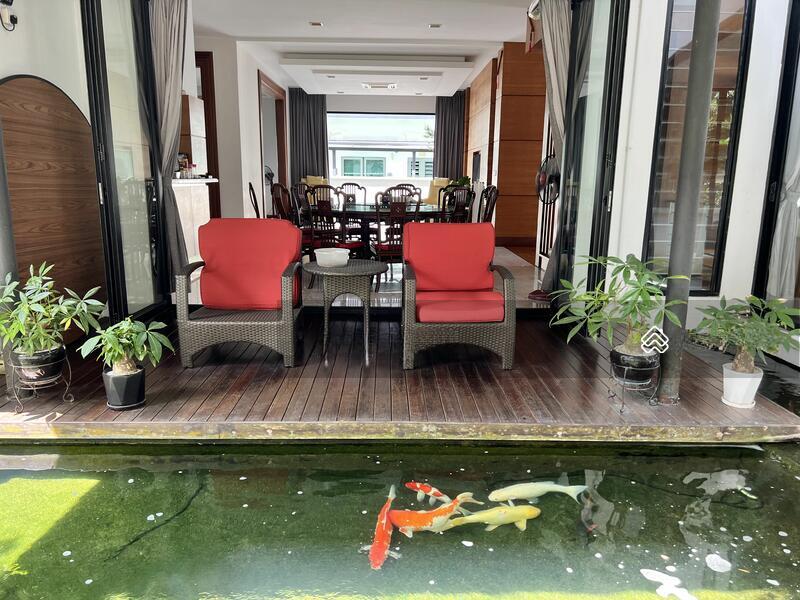 Laman Setiakasih 8 - 2