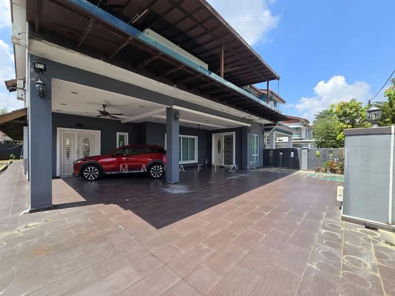 Bandar Tasik Kesuma - 1