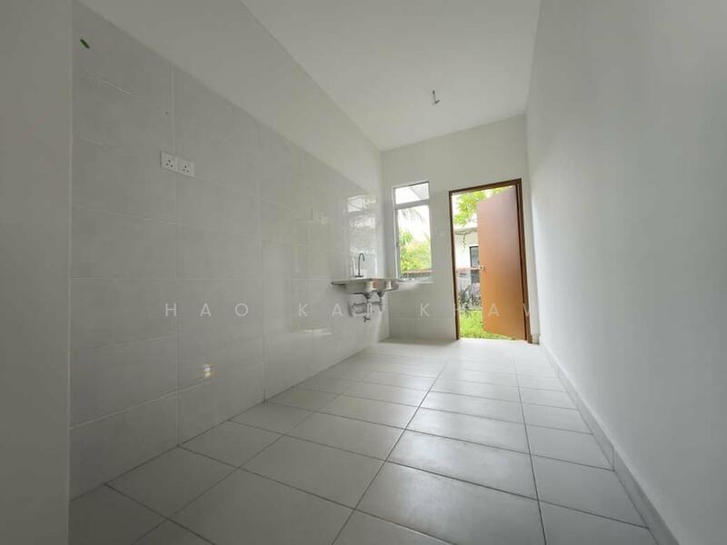 Semi-Detached House at Glenmarie Cove - 2