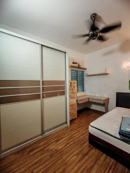 Menara Kuda Lari - 2