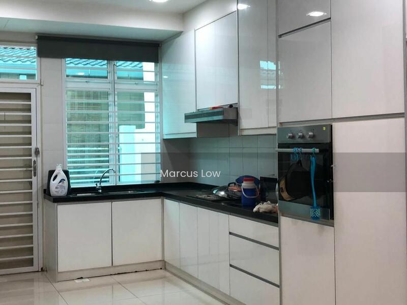 Semi-D house at Bandar Saujana Putra - 4