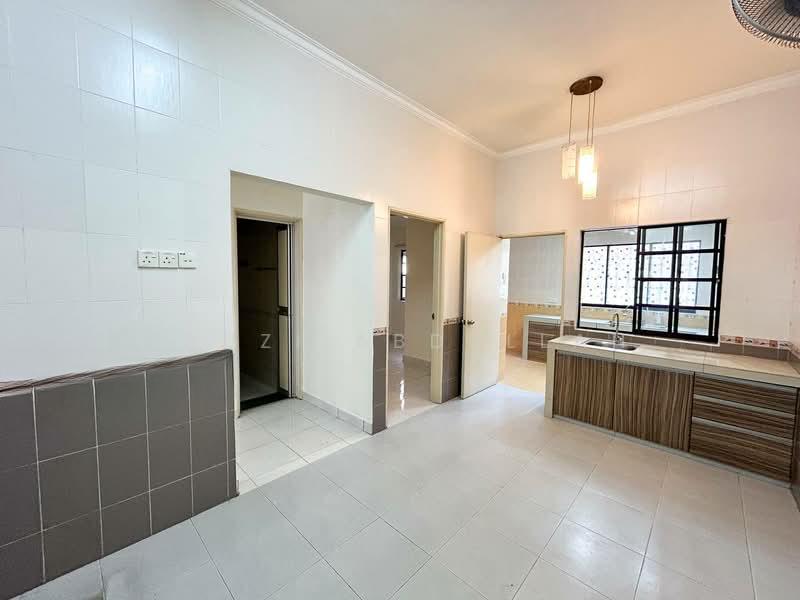 Primaya, Bandar Tun Hussein Onn - 2