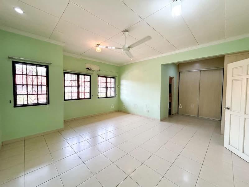 Primaya, Bandar Tun Hussein Onn - 3