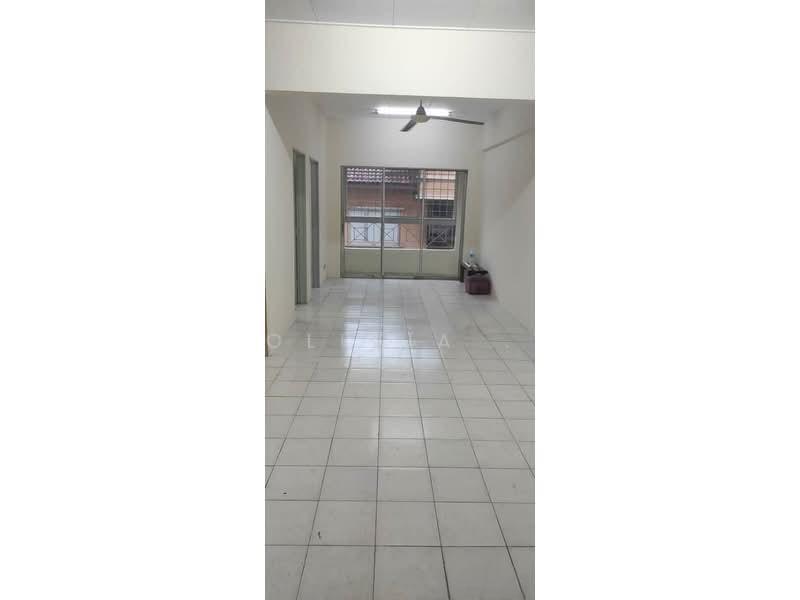 Puncak Desa Apartment - 1