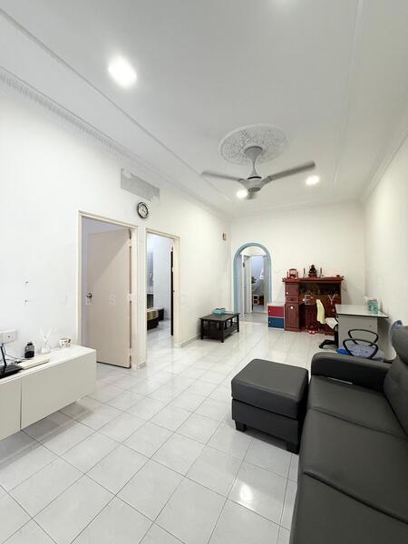 Taman Johor Jaya - 1