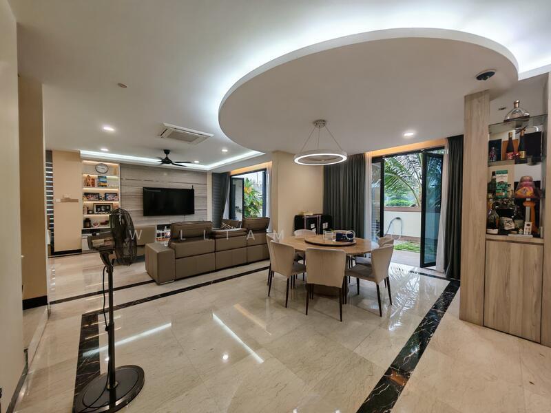 Molek Molek Moleks - 2