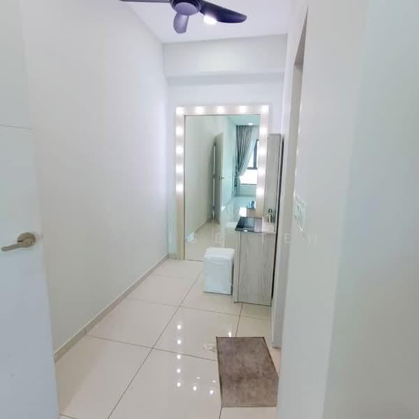 Waterside Residence - 3