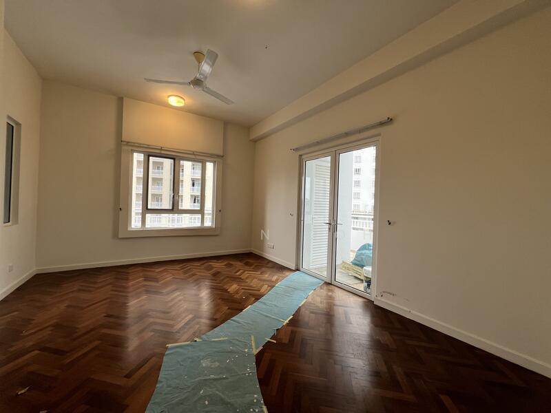 Quayside Seafront Resort Condominiums - 3