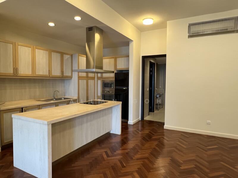 Quayside Seafront Resort Condominiums - 2