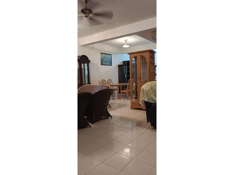 Rapat Perdana - 4