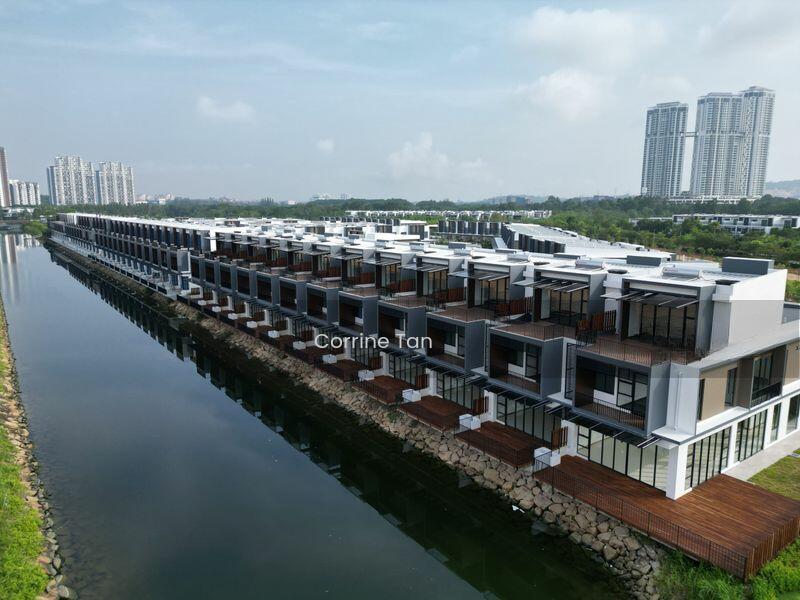 Terrace House @ Senibong Cove - 4