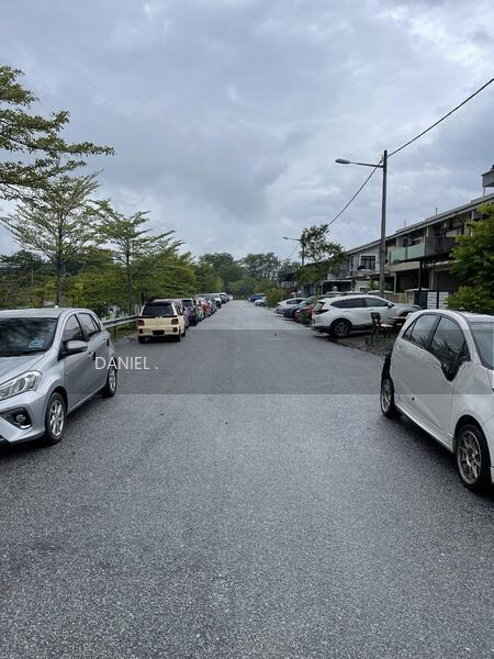 DOUBLE STOREY INTERMEDIATE LINK HOUSE LOCATED AT TAMAN SAUJANA RAWANG, RAWANG, SELANGOR. - 2