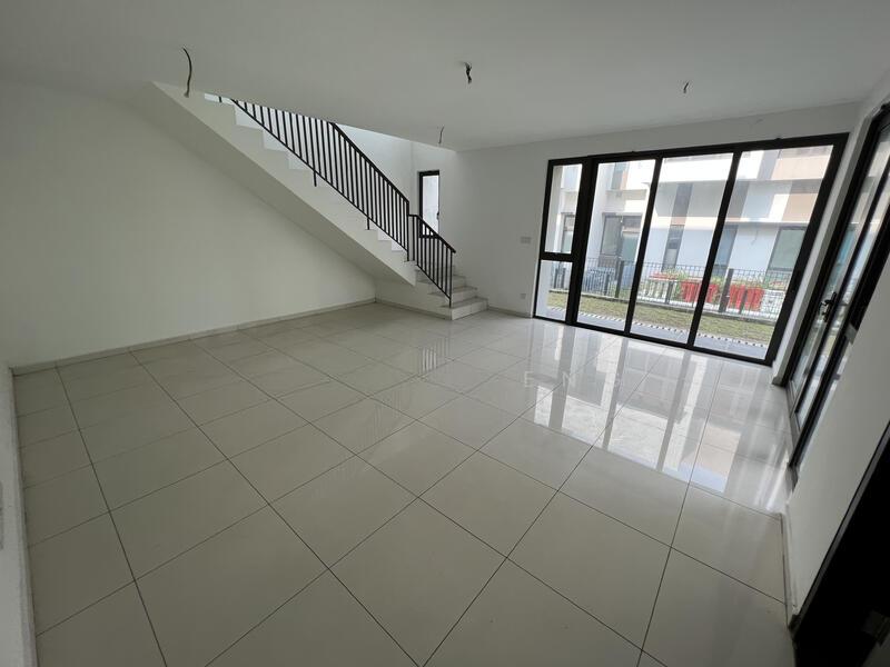 Emerald Residence Semi-D Type D - 3