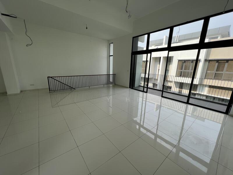 Emerald Residence Semi-D Type D - 4