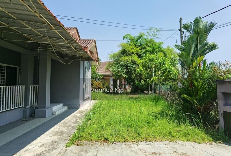 Pantai Sepang Putra - 3