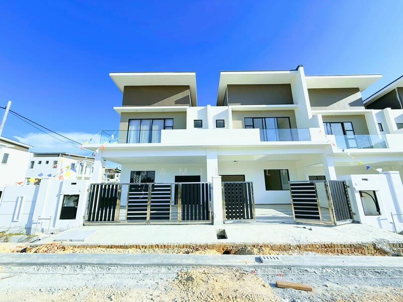 New Terrace New Taman in Batu Pahat - 1