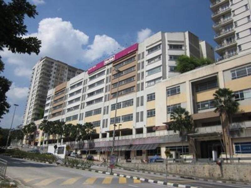 Plaza Park Avenue - 4