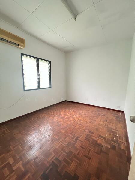 Bukit Idaman Selayang - 3 Storey Terrace - 3