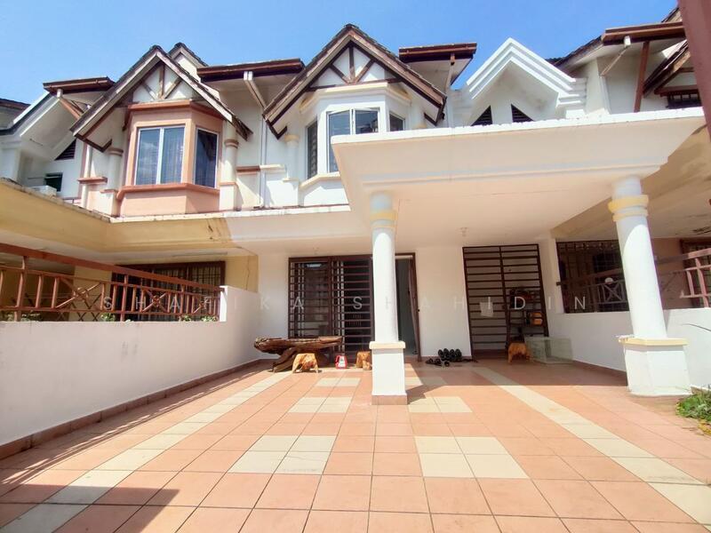 Taman Bukit Subang - 1