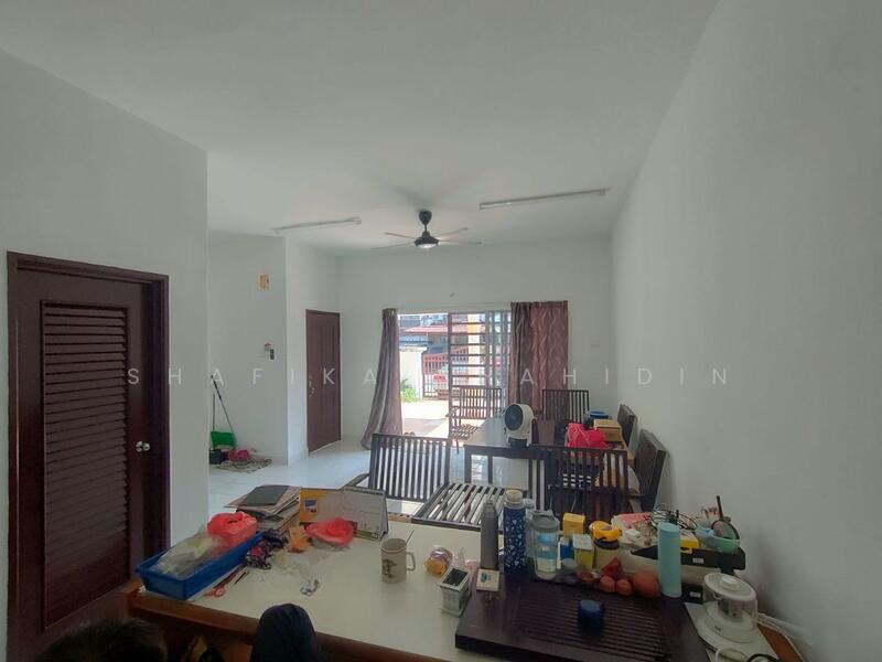 Taman Bukit Subang - 5