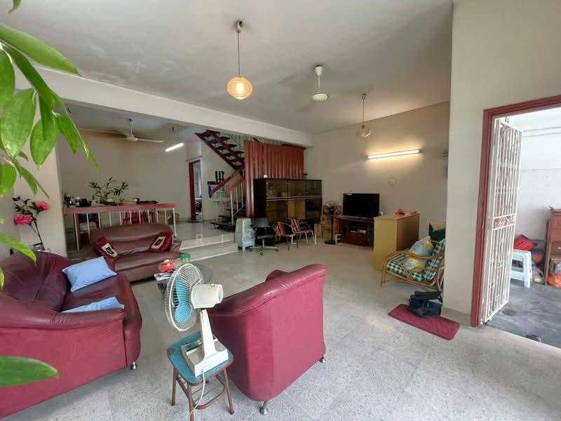 2 Storey House Taman Connaught - 1