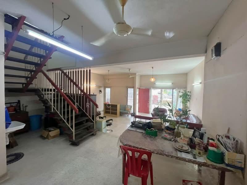 2 Storey House Taman Connaught - 2