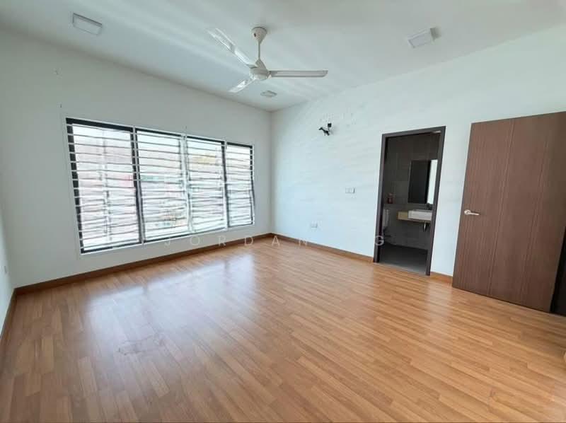 Persada, Bandar Bukit Raja - 3