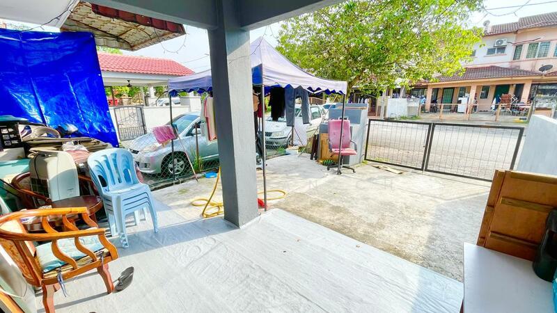 End Lot 2 Storey Terrace Puncak Jalil PUJ 1 - 3