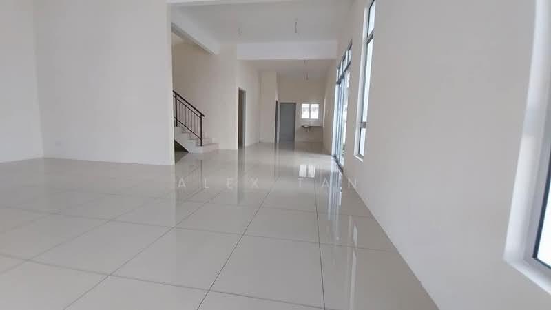 Bandar Springhill - 5