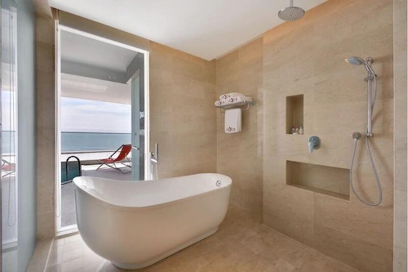 The Lexis Suite Condotel - 2