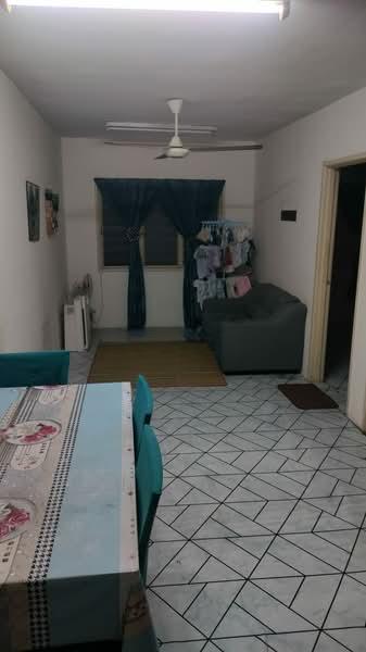 Flora Damansara Flat - 1