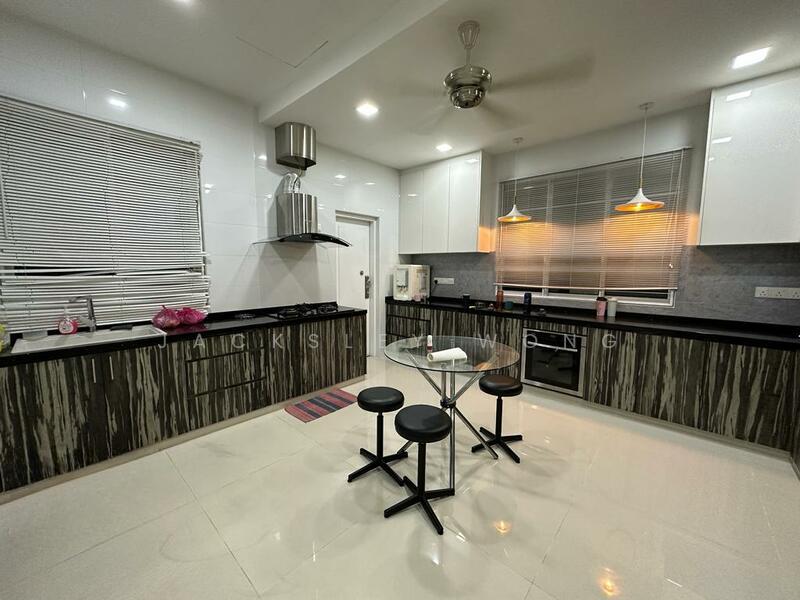 Taming Mutiara 3 - 4