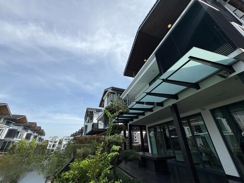 Senibong Cove - Isola Grandeur - 2