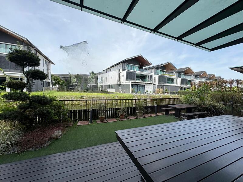 Senibong Cove - Isola Grandeur - 3