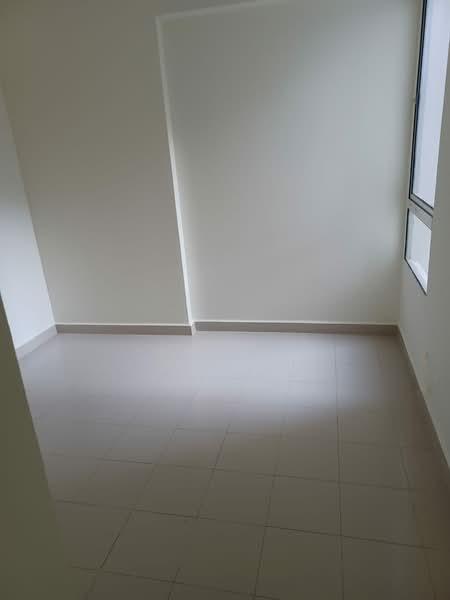 Gurney Park Condominium - 4