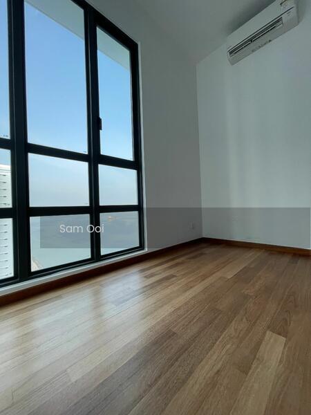 Queens Residences Q1 @ Queens Waterfront - 2
