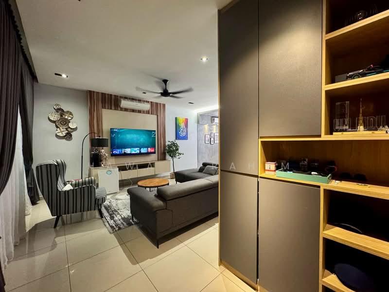 Bangi Avenue - 4