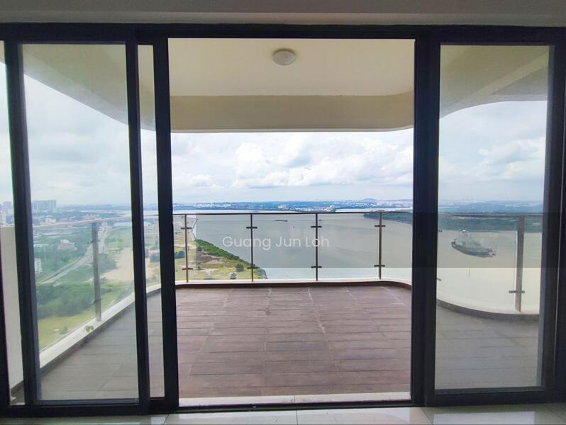 Bay Laurel @ Country Garden Danga Bay - 2