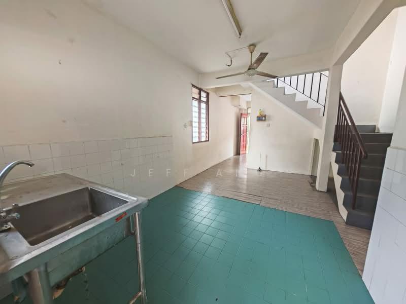 Taman Perling @ Jalan Simbang Iskandar Puteri 24x60 2 Storey Medium Cost End Lot With Land - 5
