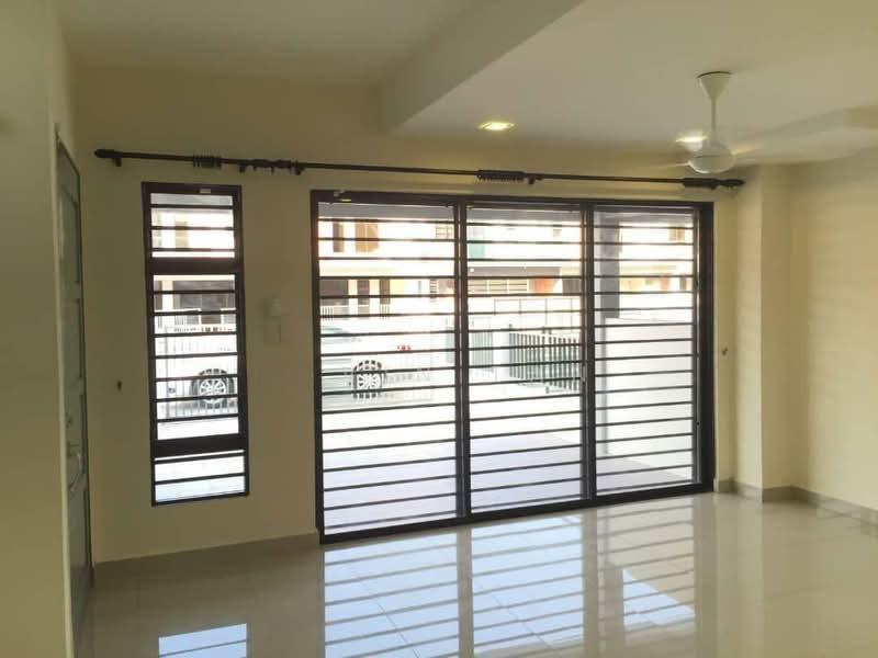 Lakeside Residences - 5