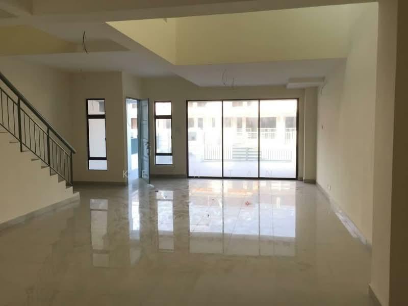 Lakeside Residences - 4